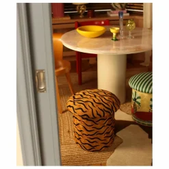 Tabouret brodé Maya Tiger | Camel