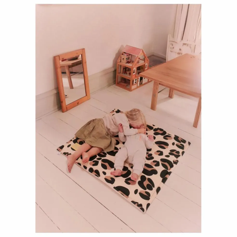 Tapis d'éveil Tami - Tajine Banane x Charlie Crane | Léopard