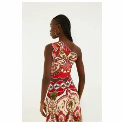Top Odara Lin | Rouge