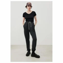 T-shirt Col V Aksun | Noir